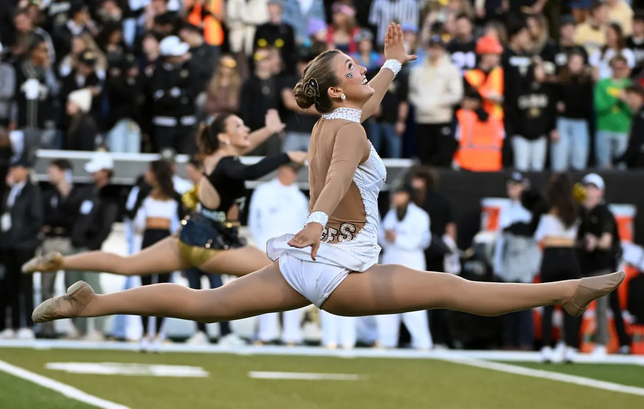Izzy Pell, CU Boulder Feature Twirler